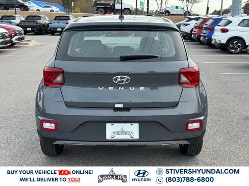 New 2026 Hyundai Venue SE image 12
