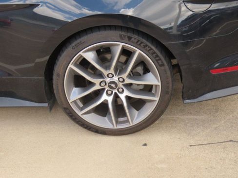 Used 2016 Ford Mustang GT Premium w/ Equipment Group 401A RWD image 14