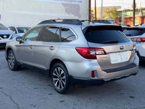 Used 2015 Subaru Outback 2.5i Limited image 10