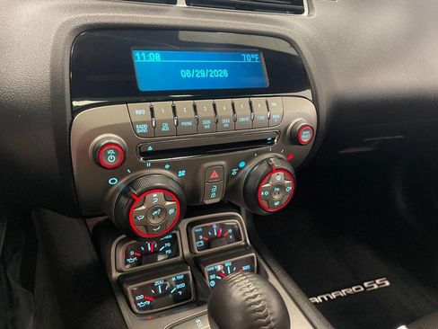 Used 2010 Chevrolet Camaro SS w/ LPO, Ground Effects Package RWD image 31