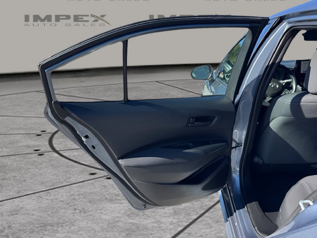 Used 2024 Toyota Corolla LE FWD image 24