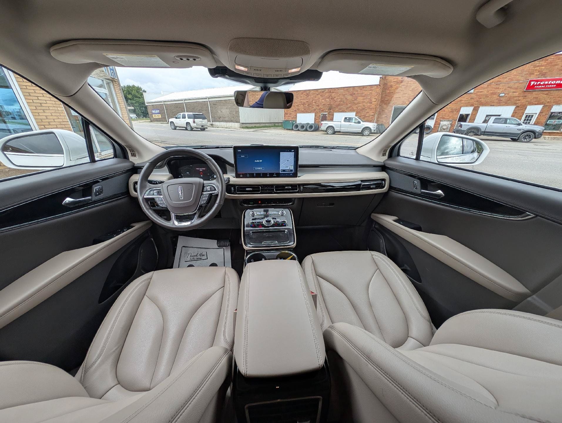 Used 2023 Lincoln Nautilus AWD w/ Premium Package image 32