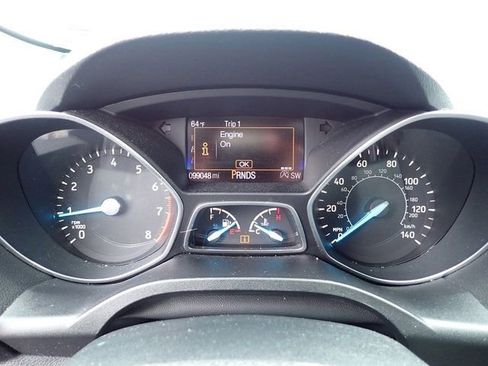 Used 2017 Ford Escape SE AWD/4WD image 16