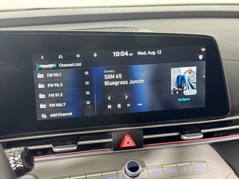 Used 2025 Hyundai Elantra Limited FWD image 29