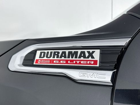 Used 2020 GMC Sierra 3500 Denali w/ Denali Ultimate Package AWD/4WD image 10