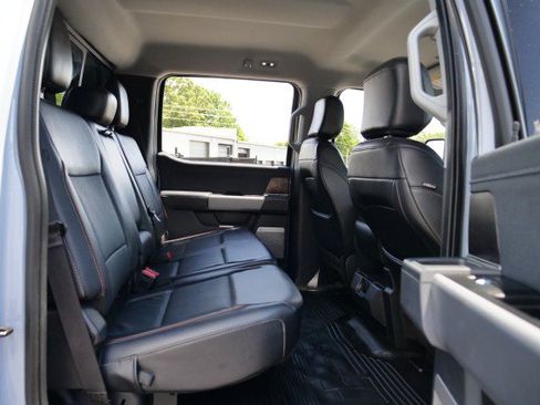 Used 2024 Ford F350 Lariat w/ FX4 Off-Road Package AWD/4WD image 39