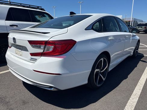 Used 2022 Honda Accord Sport image 5