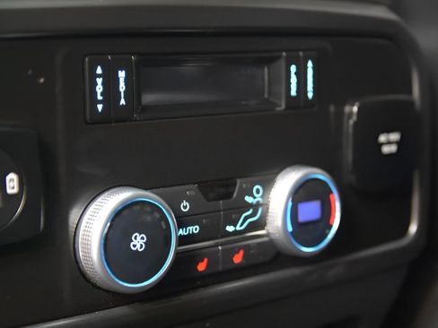 Used 2021 Ford Expedition Limited RWD image 38