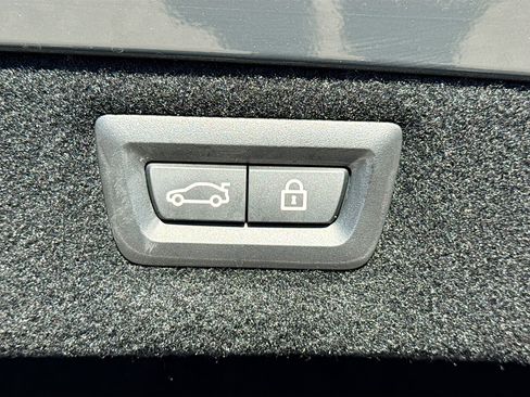 Used 2023 BMW M850i xDrive Convertible image 13