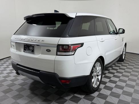 Used 2017 Land Rover Range Rover Sport HSE image 9