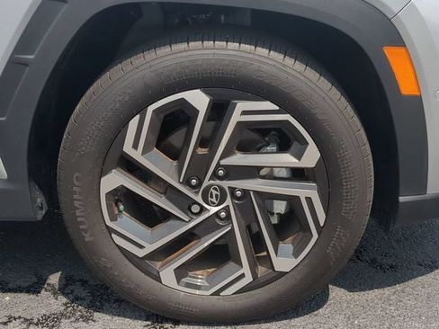 Certified 2026 Hyundai Tucson Limited FWD image 10