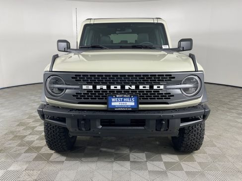 New 2025 Ford Bronco Badlands image 25