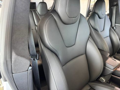 Used 2018 Tesla Model S 100D image 7