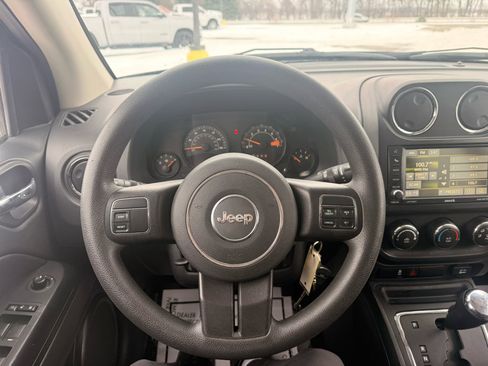 Used 2016 Jeep Compass Sport w/ Power Value Group image 13