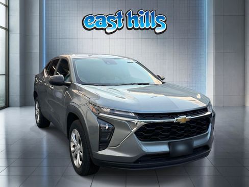 Certified 2024 Chevrolet Trax LS FWD image 1