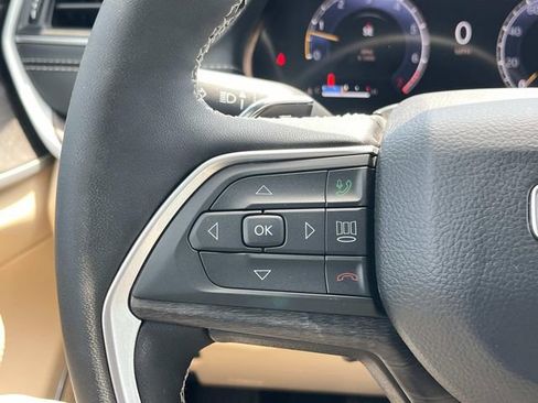 New 2025 Jeep Grand Cherokee Limited w/ Luxury Tech Group II AWD/4WD image 11