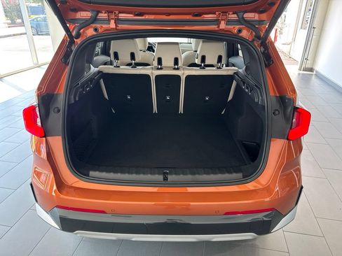 Used 2025 BMW X1 xDrive28i w/ Technology Package AWD/4WD image 9