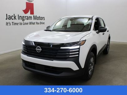 New 2026 Nissan Kicks S