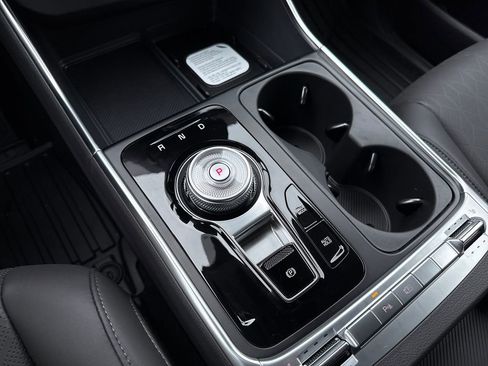 New 2026 Kia Carnival SX FWD image 30