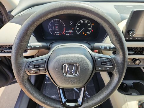 Used 2023 Honda HR-V LX image 19