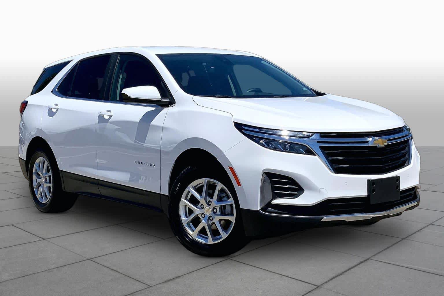 Used 2024 Chevrolet Equinox LT AWD/4WD image 3