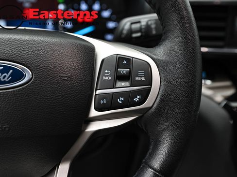 Used 2024 Ford Explorer Limited image 16