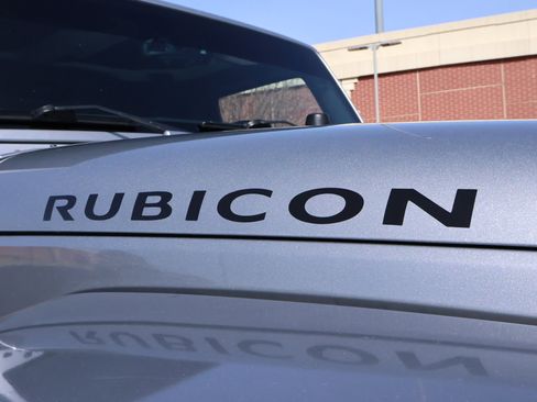 Used 2016 Jeep Wrangler Unlimited Rubicon image 4