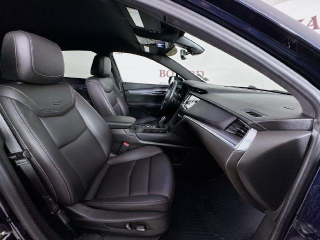 Used 2021 Cadillac XT5 Luxury FWD image 32