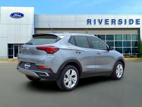 Used 2024 Buick Encore GX Preferred w/ Comfort Package image 6