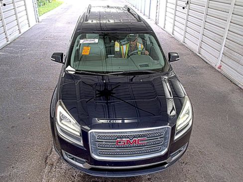 Used 2017 GMC Acadia Limited SLT AWD/4WD image 2