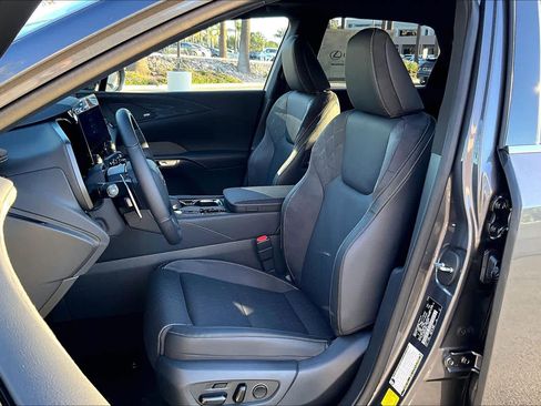 New 2026 Lexus RX 450h Luxury image 18