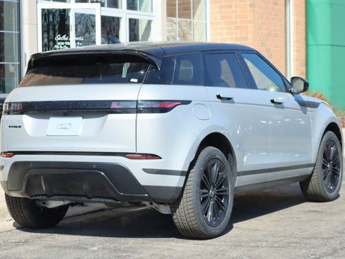 Used 2026 Land Rover Range Rover Evoque S image 6