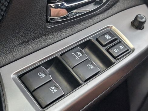 Used 2017 Subaru Crosstrek 2.0i Premium w/ Popular Package #2 image 11