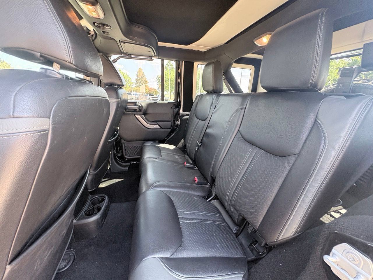 Used 2017 Jeep Wrangler Unlimited Sport w/ Quick Order Package 24S AWD/4WD image 7