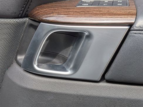 Used 2022 Land Rover Range Rover Sport HSE Silver Edition image 35