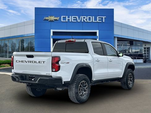 Certified 2025 Chevrolet Colorado ZR2 w/ Technology Package image 6