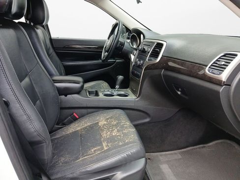 Used 2013 Jeep Grand Cherokee Laredo RWD image 24