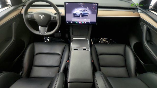 Used 2025 Tesla Model Y Long Range RWD image 49