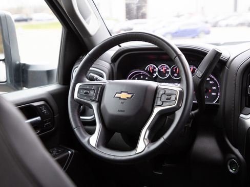 Used 2022 Chevrolet Silverado 2500 LTZ w/ Gooseneck/5TH Wheel Package image 19