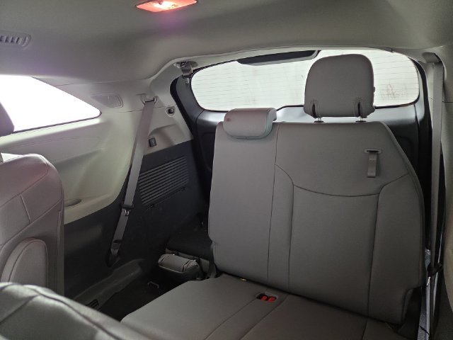 Used 2024 Toyota Sienna XLE w/ XLE Plus Package AWD/4WD image 13