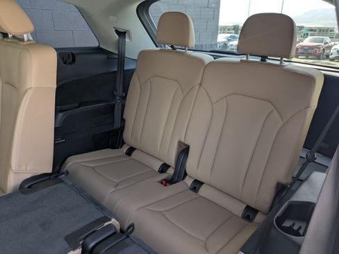 Certified 2025 Audi Q7 3.0T Premium Plus w/ Premium Plus Package image 27