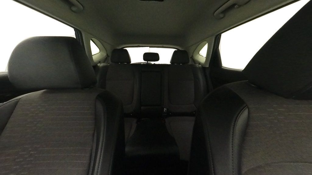 Used 2022 Kia Seltos S AWD/4WD image 32