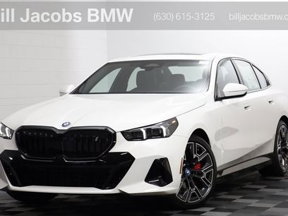 New 2025 BMW i5 xDrive40 w/ M Sport Package