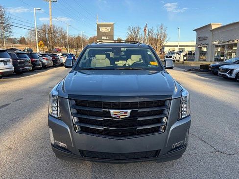Used 2020 Cadillac Escalade ESV Luxury w/ Escalade Sport Edition image 5