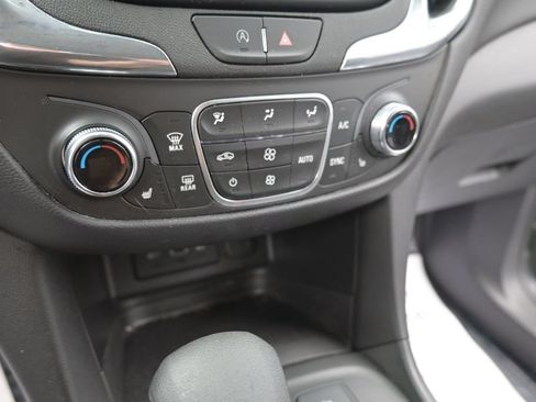 Used 2023 Chevrolet Equinox LT AWD/4WD image 41