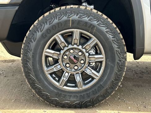 New 2026 GMC Sierra 1500 AT4X AWD/4WD image 33