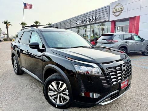 New 2026 Nissan Pathfinder SL AWD/4WD image 1