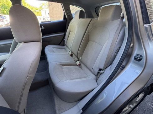 Used 2009 Nissan Rogue S FWD image 23