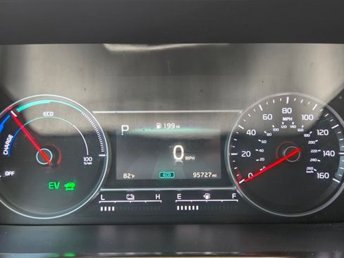 Used 2022 Kia Sorento S FWD image 11