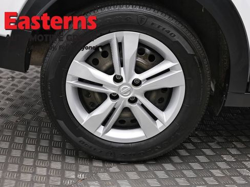 Used 2024 Nissan Kicks S image 29